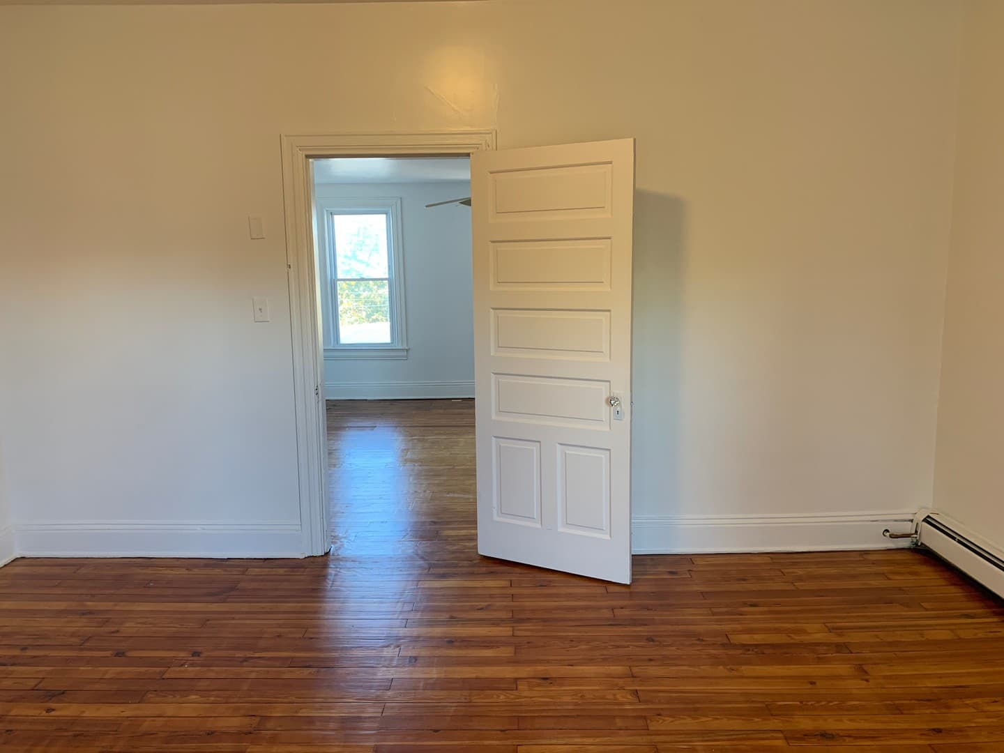 York House: 609 Wallace St Apt 2