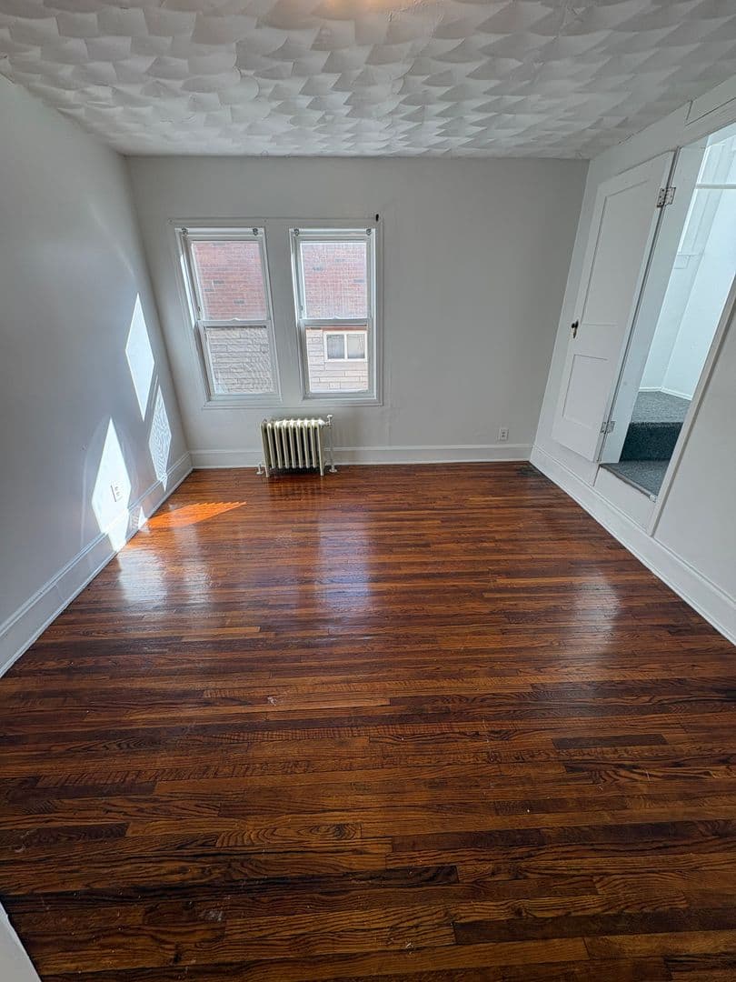 South Williamsport House: 362 Fisher St Unit 1F