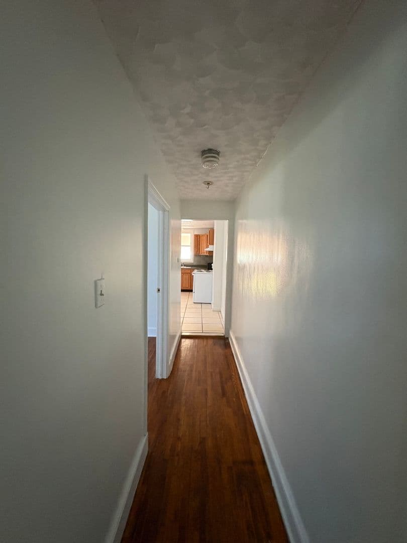 South Williamsport House: 362 Fisher St Unit 1F