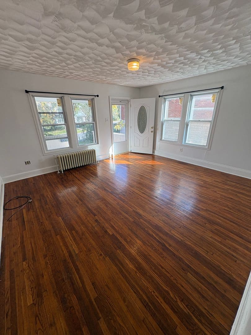 South Williamsport House: 362 Fisher St Unit 1F