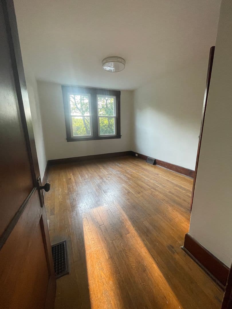Pittsburgh House: 80 Estella Ave UNIT 1