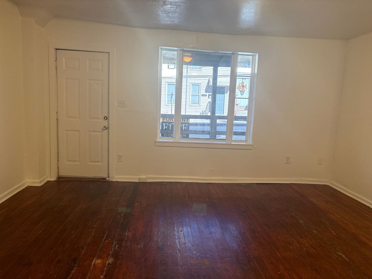 York House: 140 E College Ave,