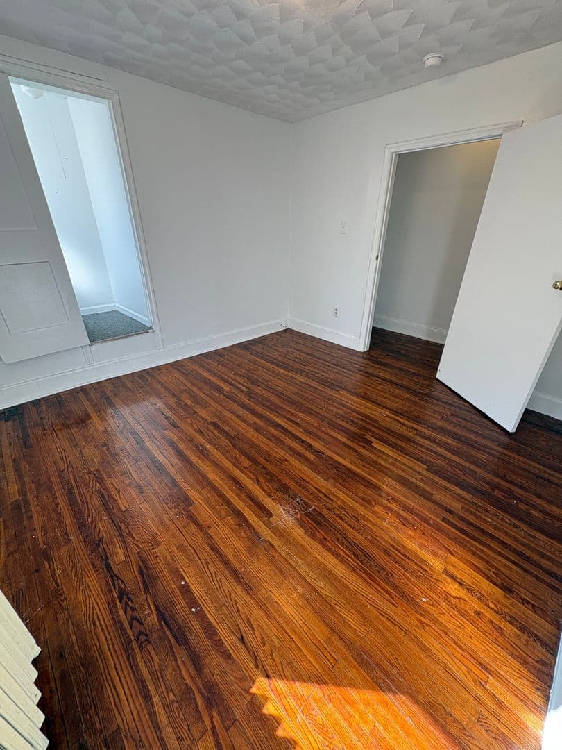 South Williamsport House: 362 Fisher St Unit 1F