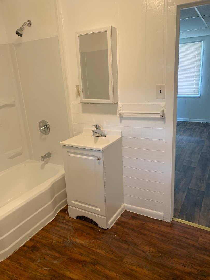 East Prospect House: 12 N Main St Apt A