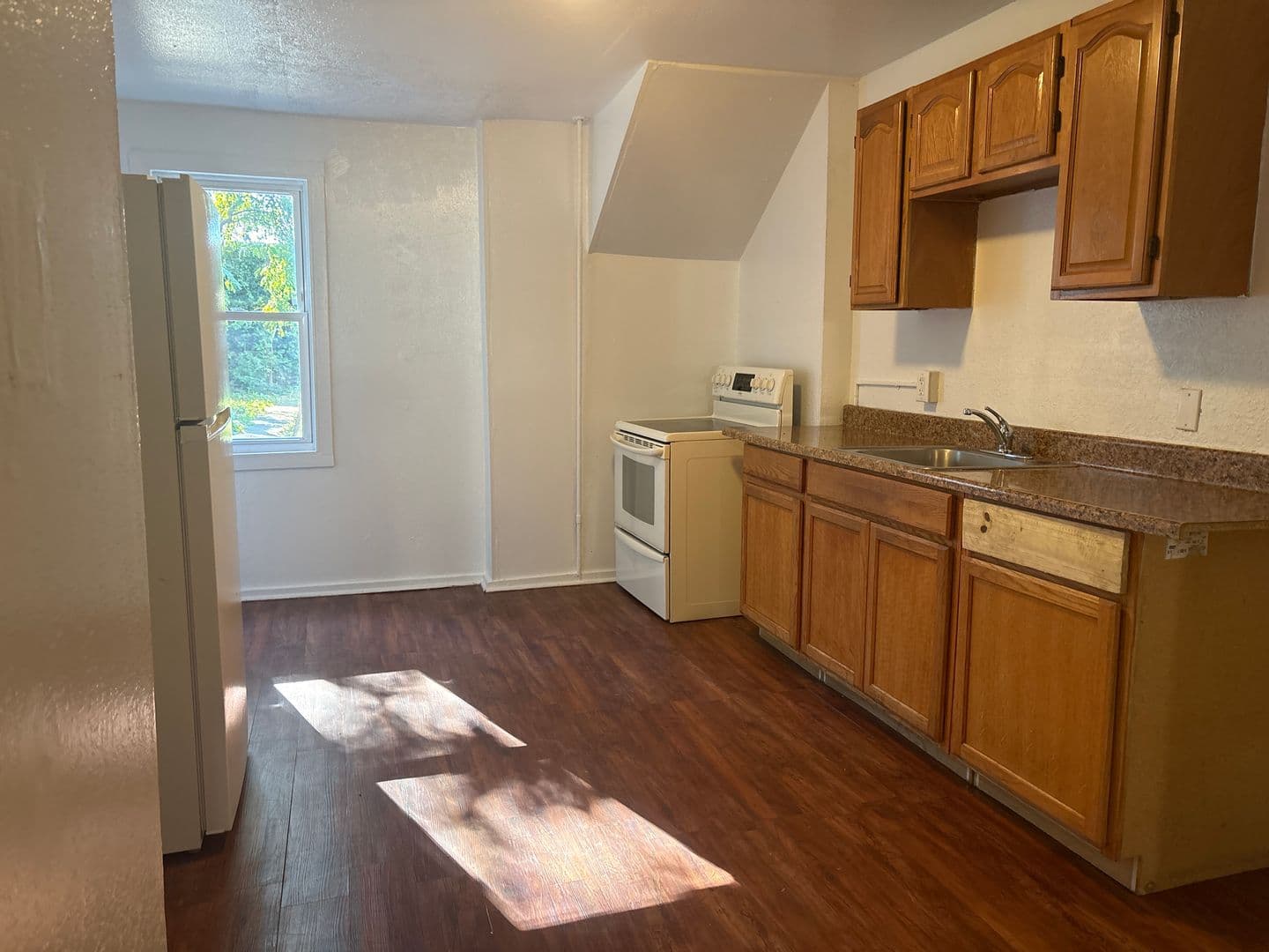 York House: 140 E College Ave,