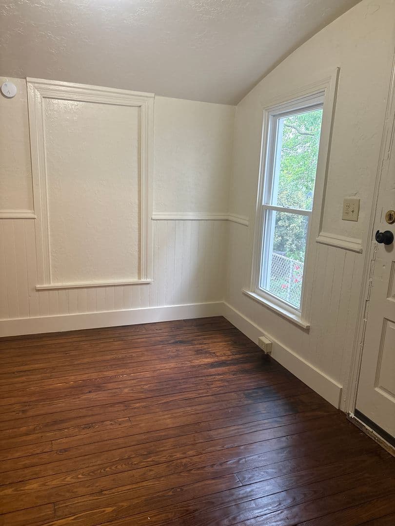 York House: 455 Prospect Street 1st Floor