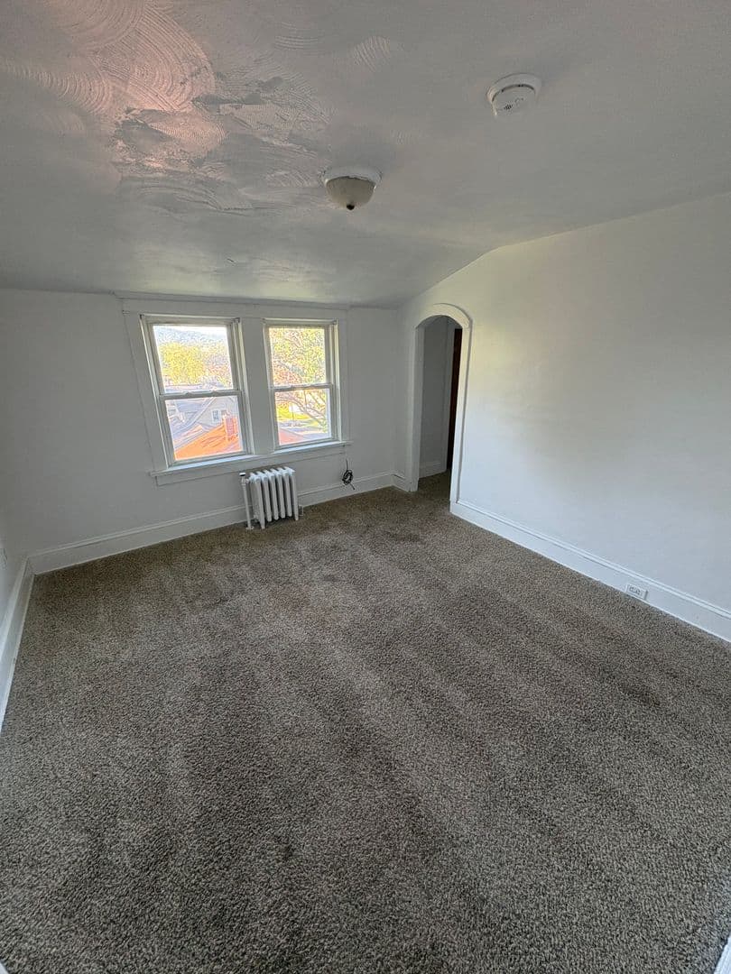 South Williamsport House: 362 Fisher St Unit 3R