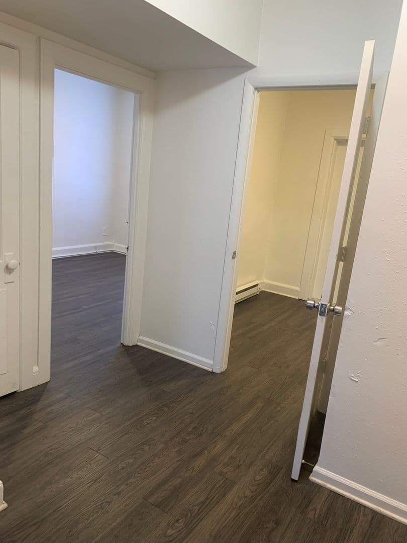 York House: 232 E King St Apt 2