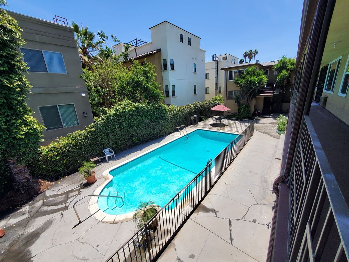 Toluca Lake Apartment: 10840 Hortense St.