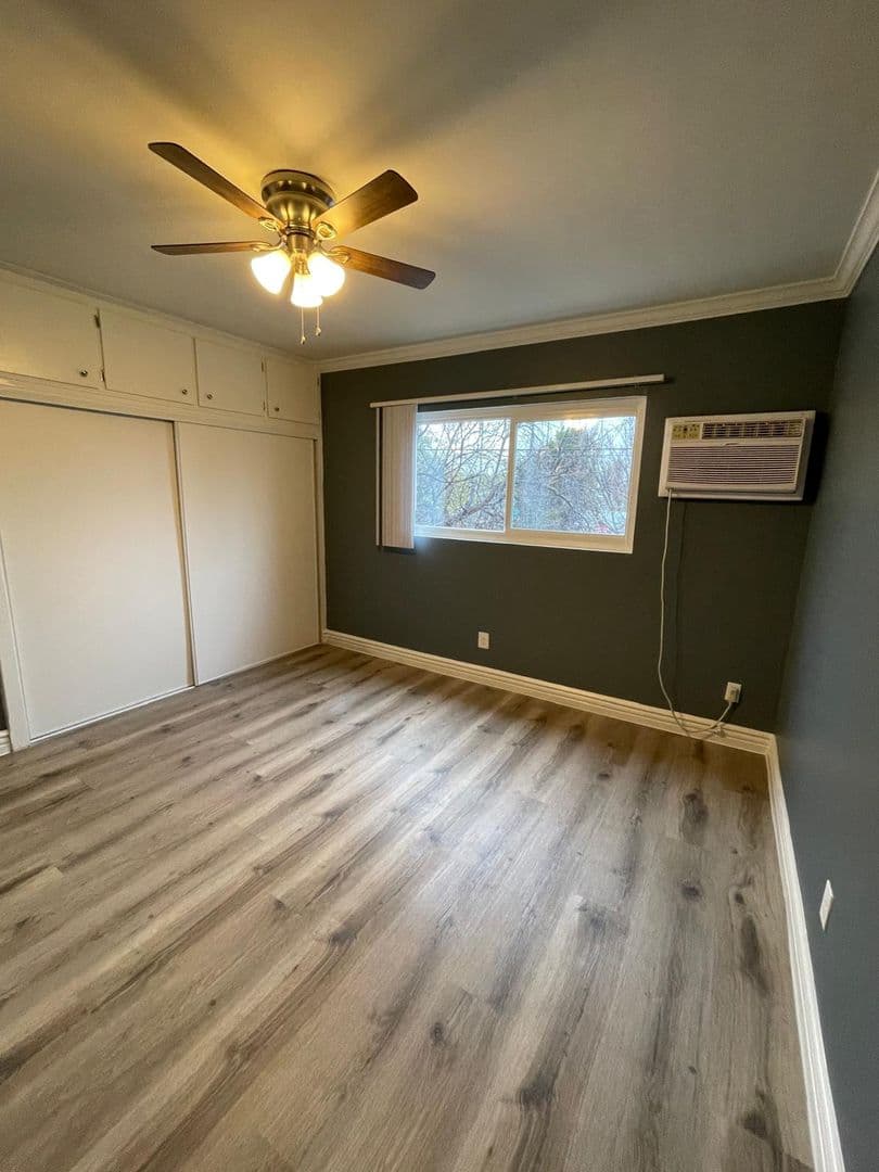 Los Angeles Apartment: 845 N. Harvard Blvd.