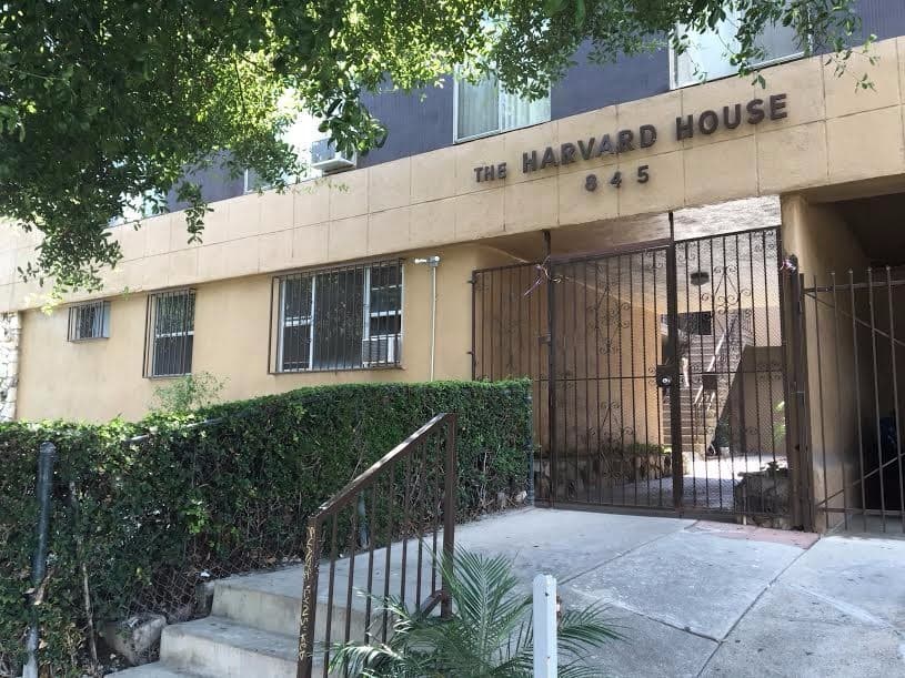 Los Angeles Apartment: 845 N. Harvard Blvd.