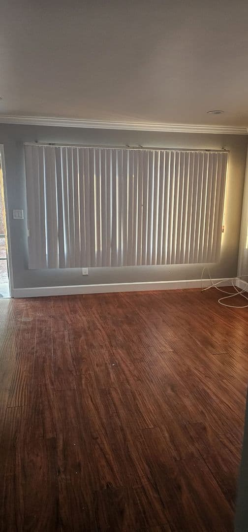 Pomona Apartment: 614 N. Caswell Ave.