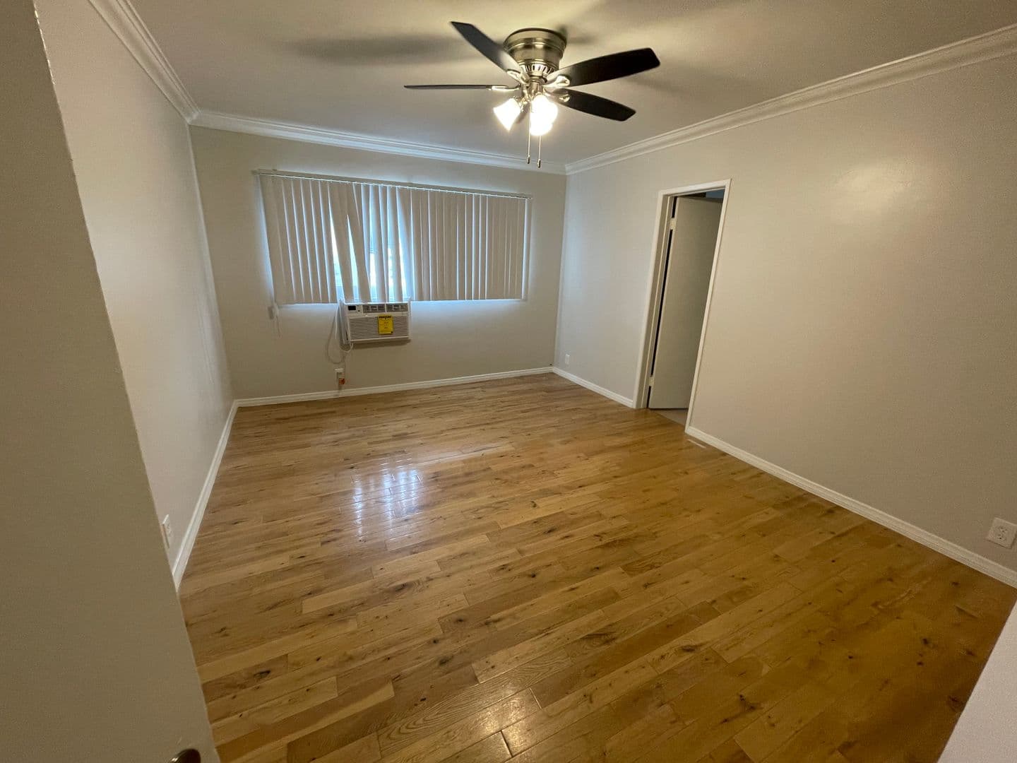 West Hollywood Apartment: 1050 N. Ogden Dr.