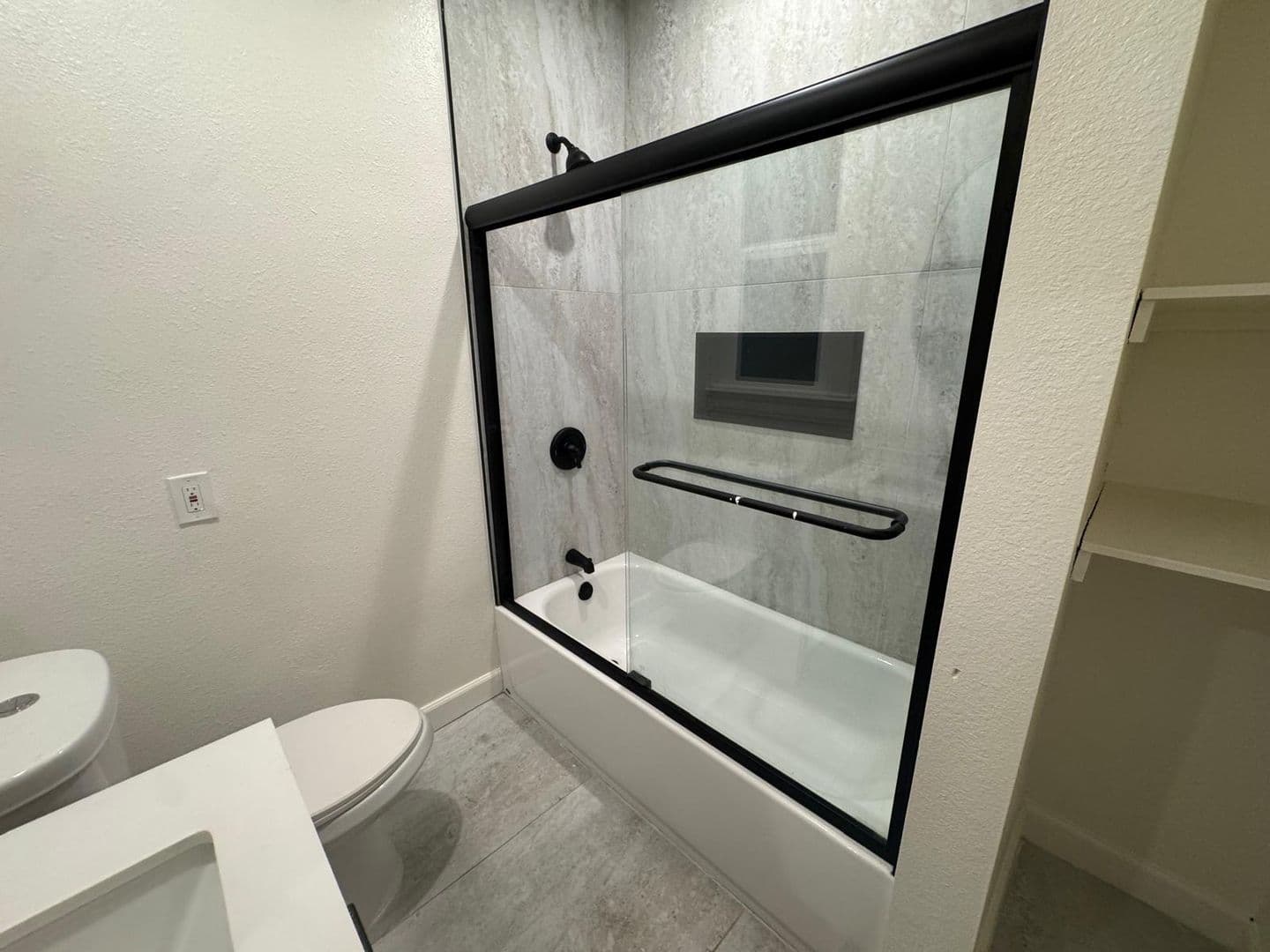 Los Angeles Apartment: 1360 S. Burlington Ave.