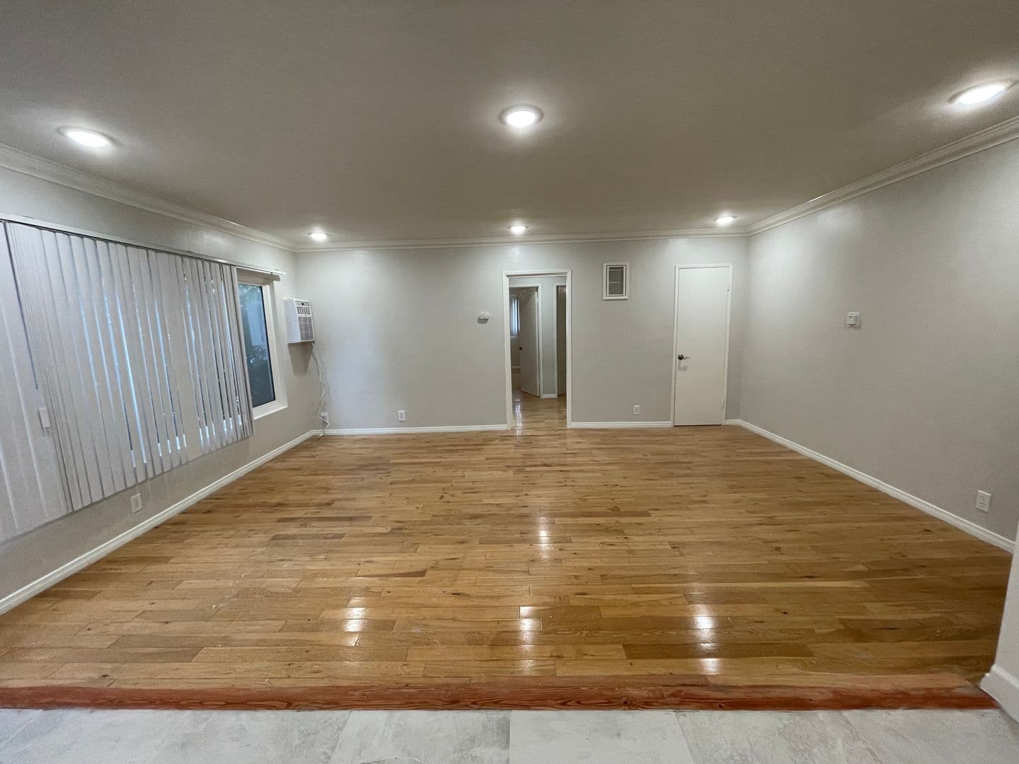 West Hollywood Apartment: 1050 N. Ogden Dr.