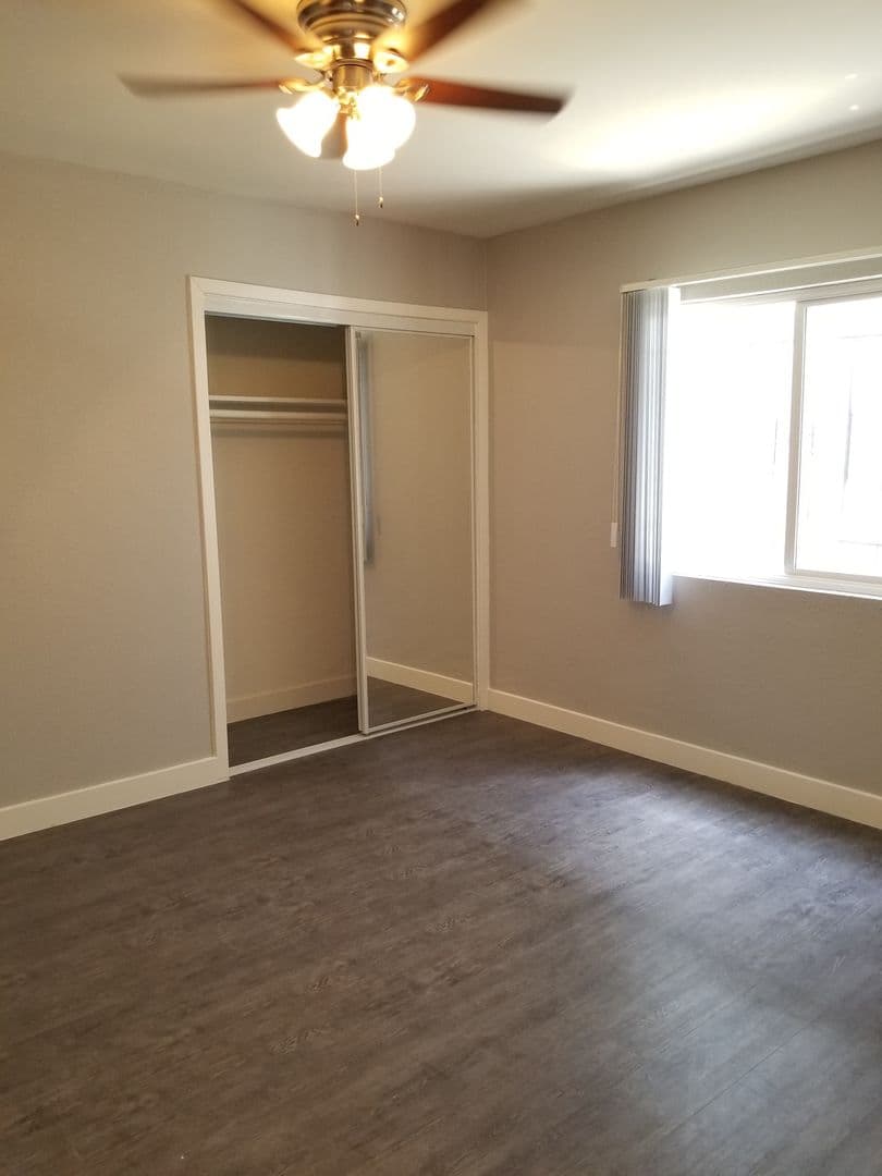 Los Angeles Apartment: 3451 Florence Ave.