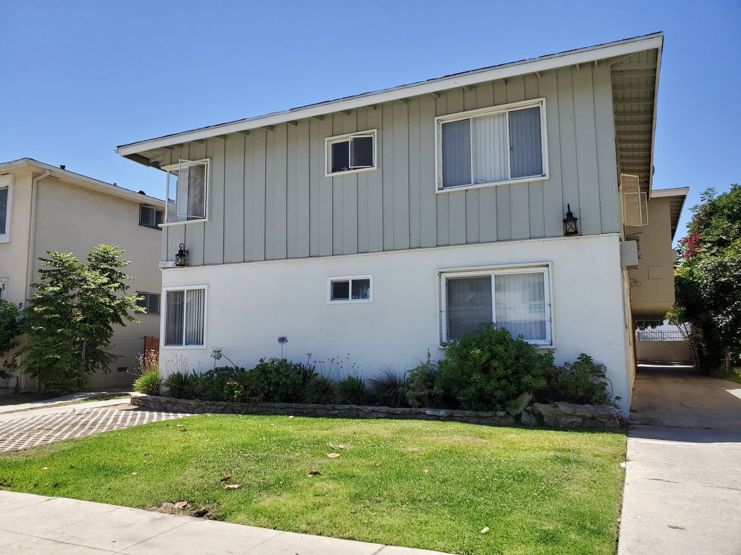 Los Angeles Apartment: 8540 W. Saturn St.