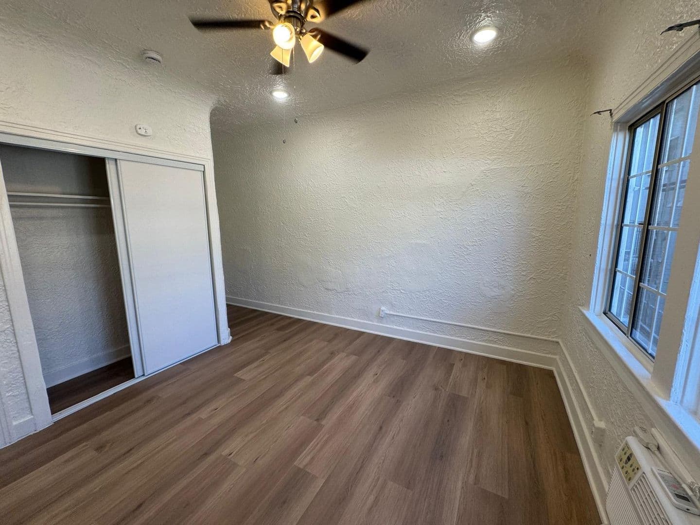 Los Angeles Apartment: 542 N. Alexandria