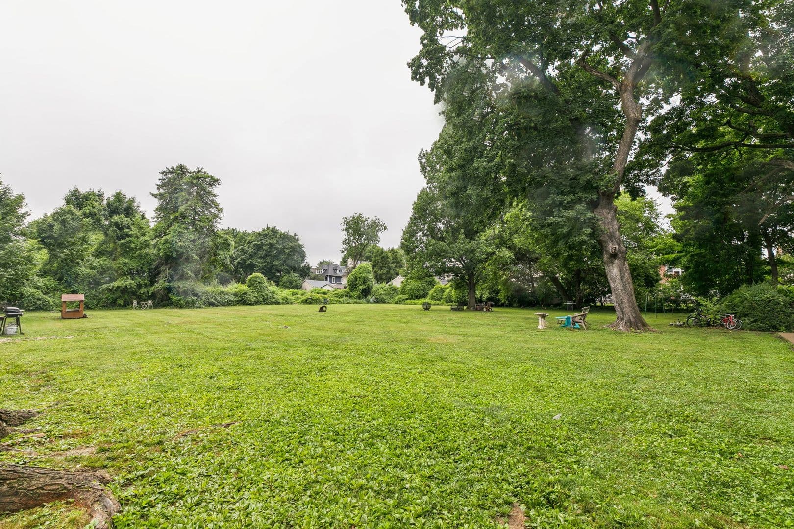 Ardmore Condo: 126 Argyle Rd