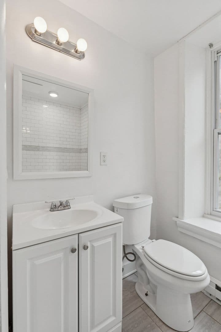 Philadelphia Apartment: 21 E Price Street