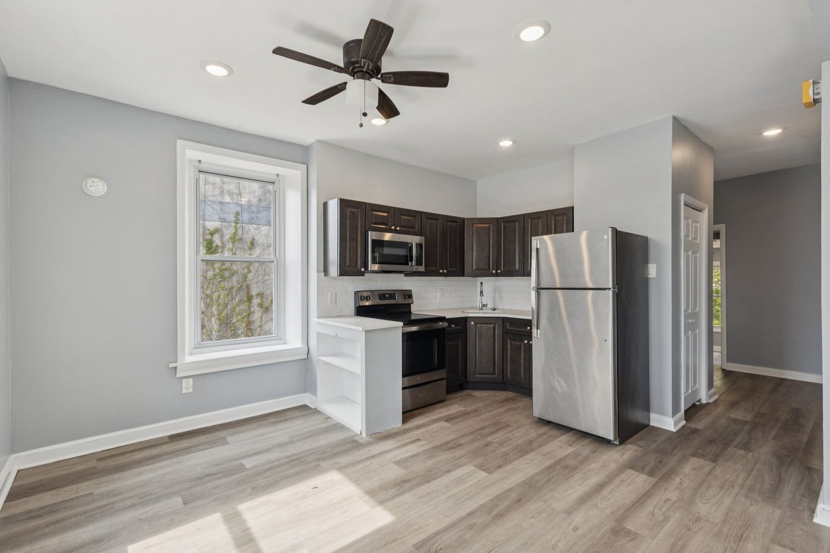 Philadelphia Apartment: 21 E Price Street