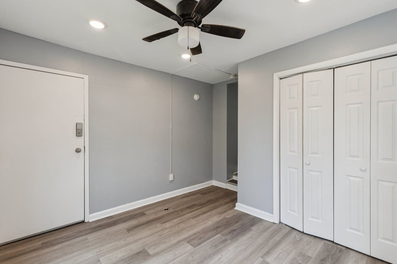 Philadelphia Apartment: 21 E Price Street