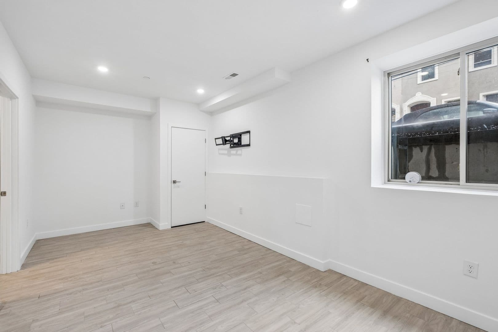 Philadelphia Apartment: 1945 N 7th St