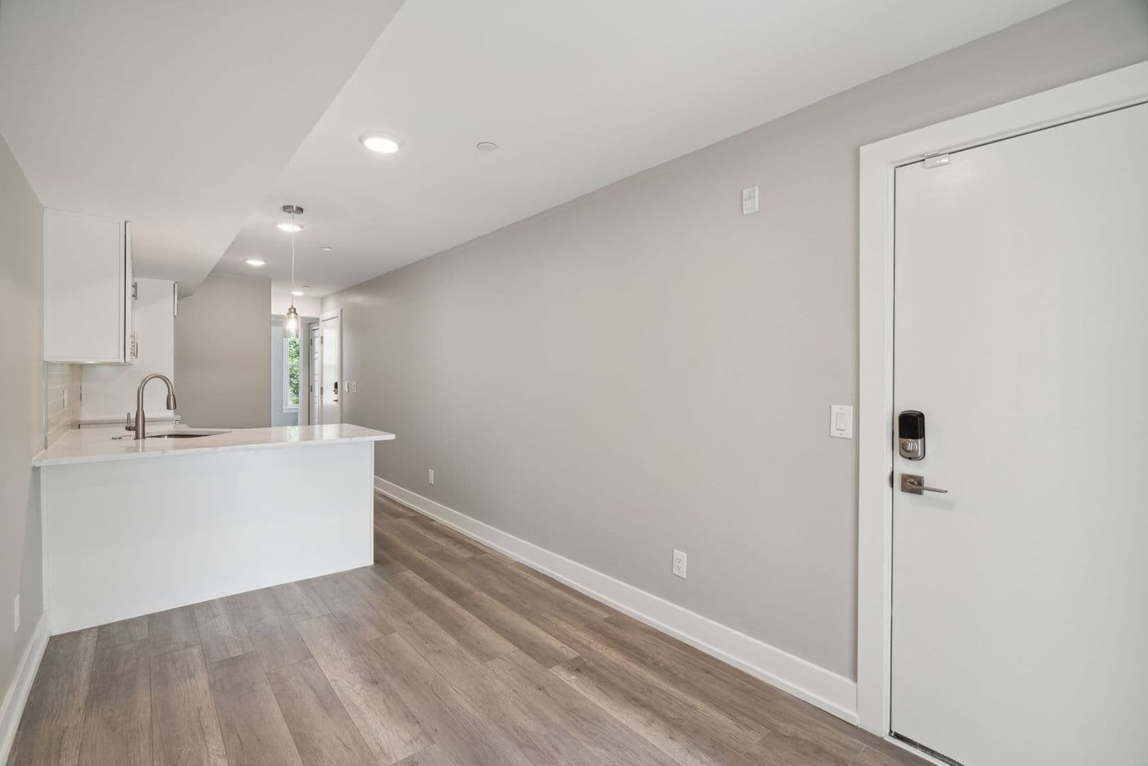 Philadelphia Apartment: 2262 N 2nd St