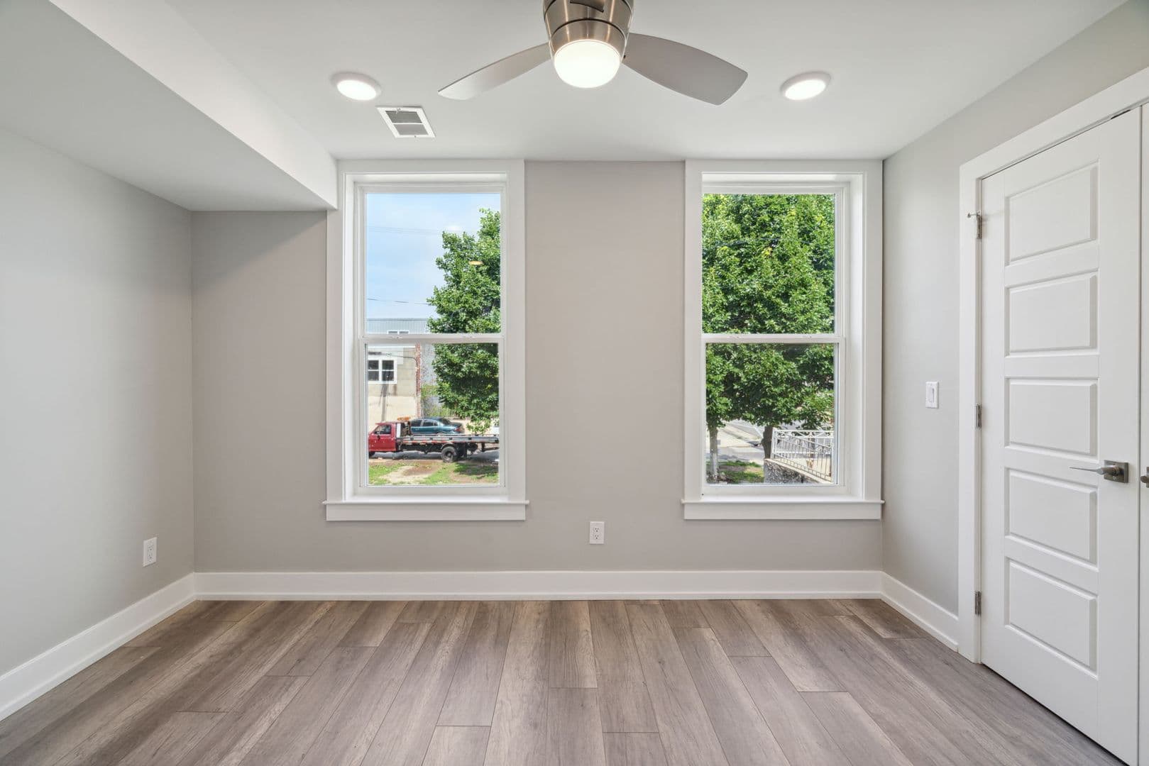 Philadelphia Apartment: 2262 N 2nd St