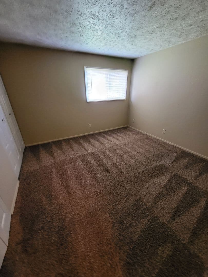 La Vista Apartment: 8500 Granville Parkway