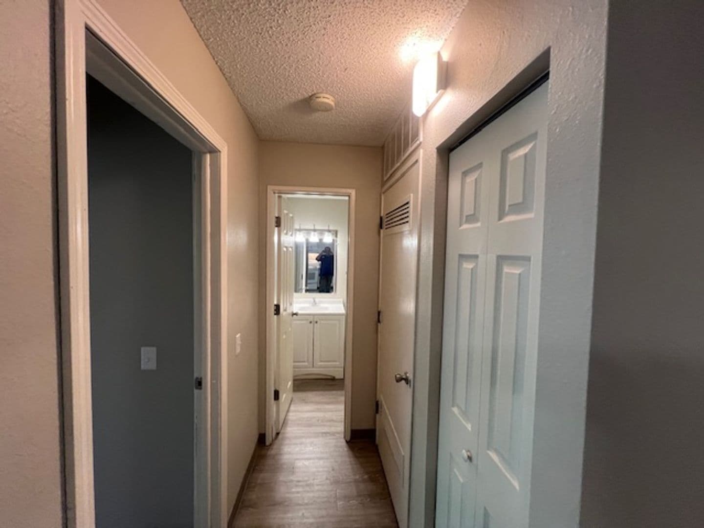Omaha Apartment: 2623 Izard Court