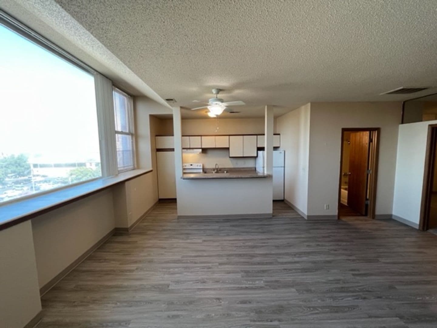 Omaha Apartment: 601 S 16th St