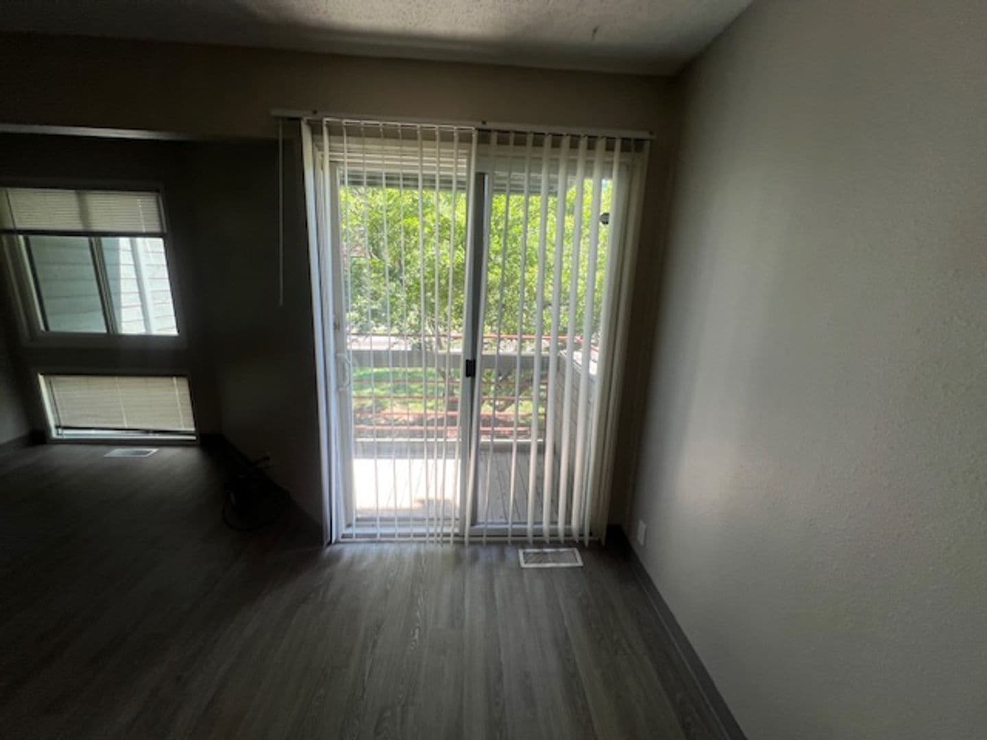 Omaha Apartment: 2623 Izard Court