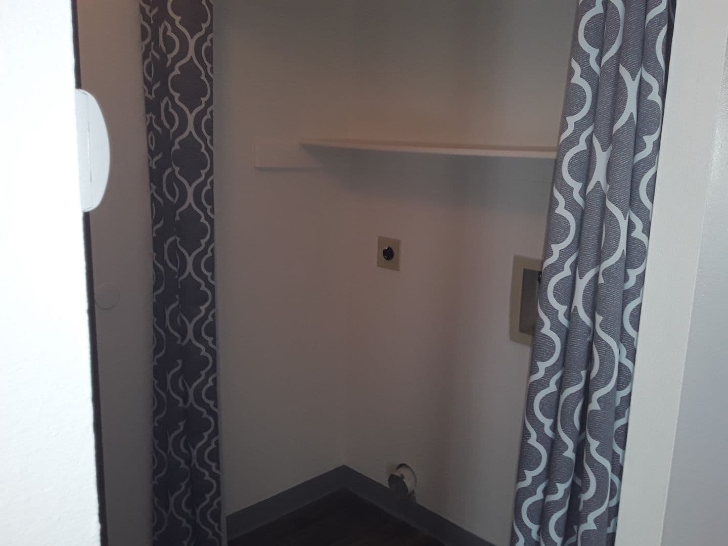 Lakewood Apartment: 10215 W. 25th Ave