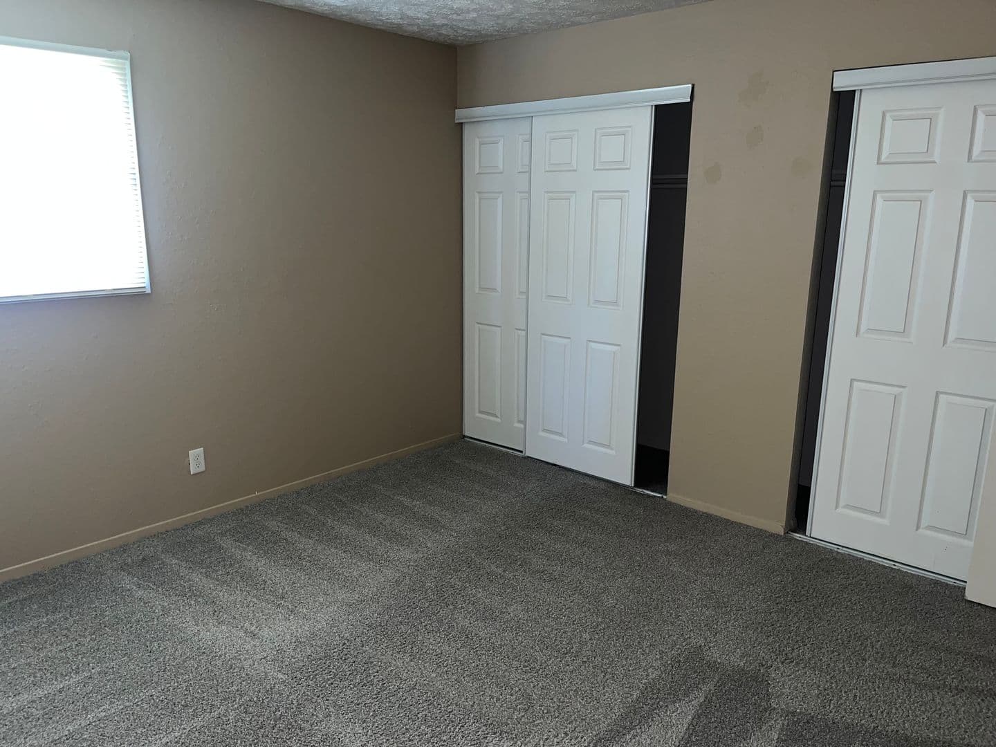 La Vista Apartment: 8500 Granville Parkway