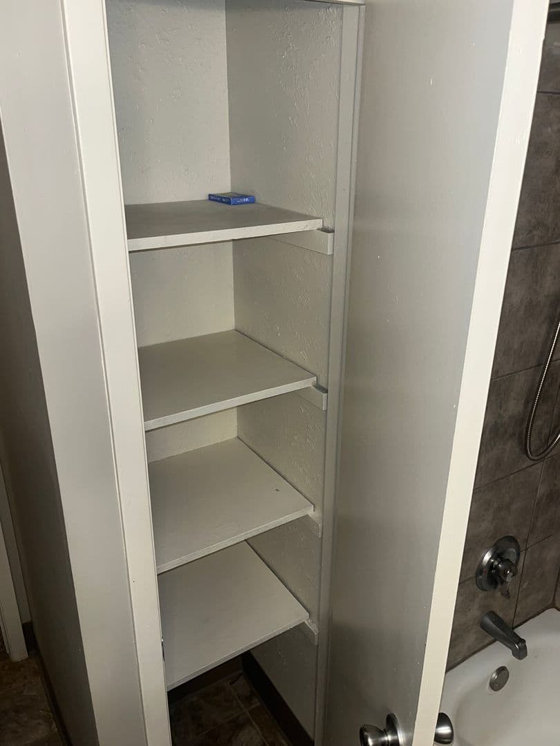 La Vista Apartment: 8500 Granville Parkway