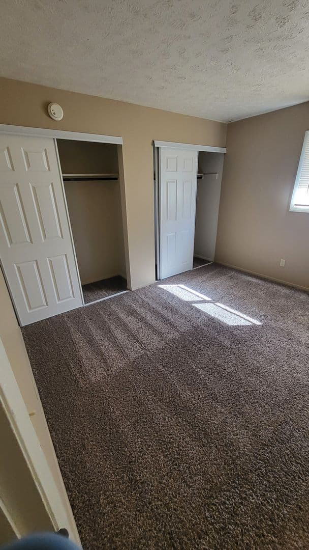 La Vista Apartment: 8500 Granville Parkway