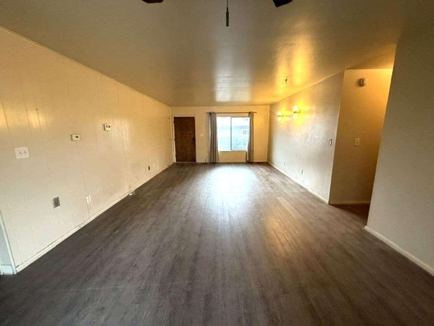 Elko Apartment: Fir Street