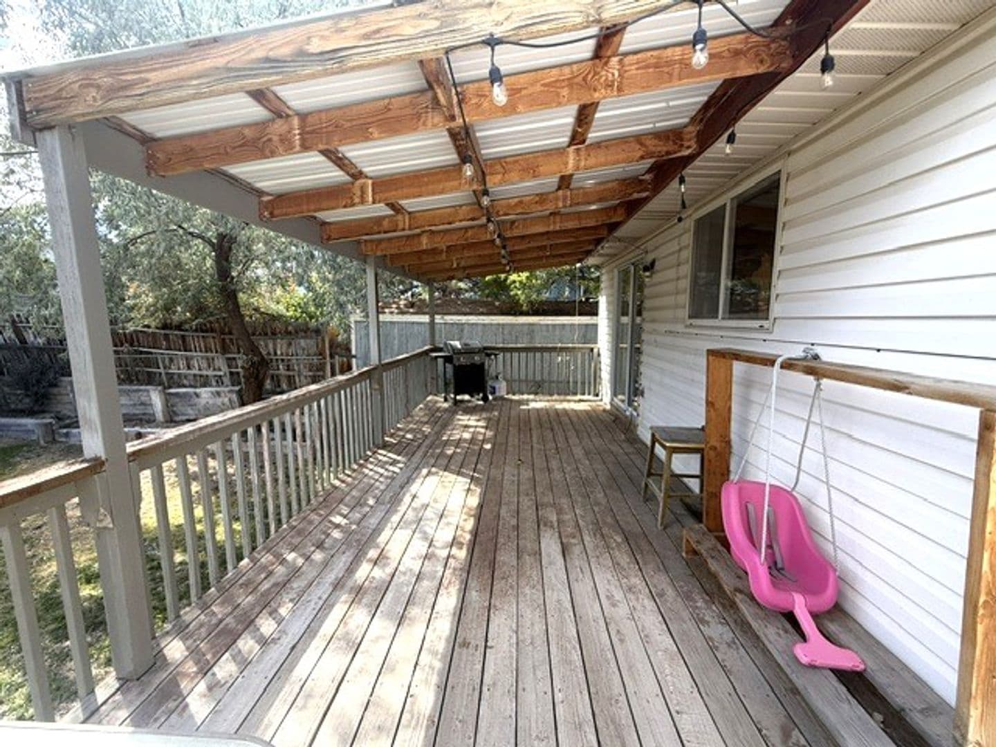 Elko House: 1385 Suncrest Court