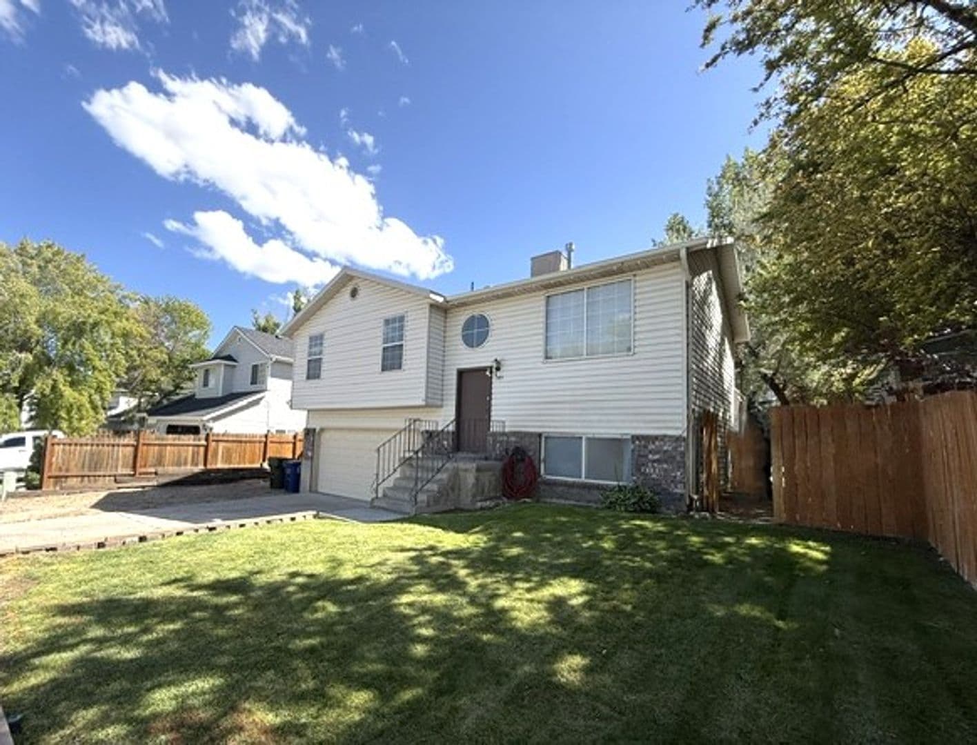 Elko House: 1385 Suncrest Court