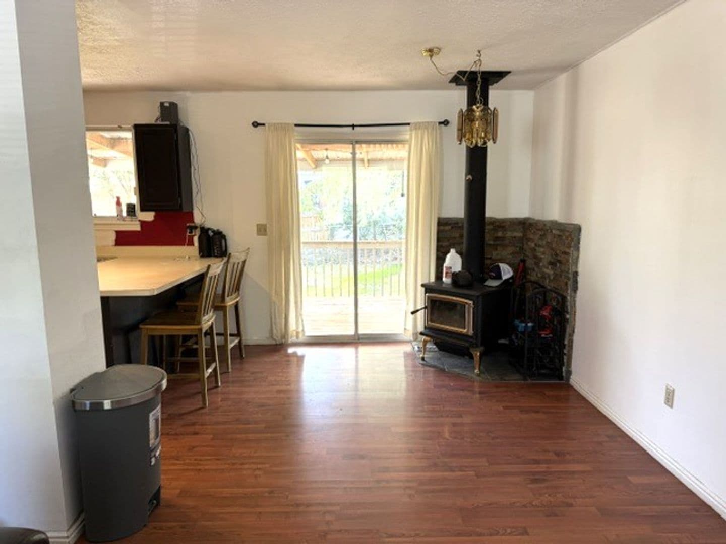 Elko House: 1385 Suncrest Court