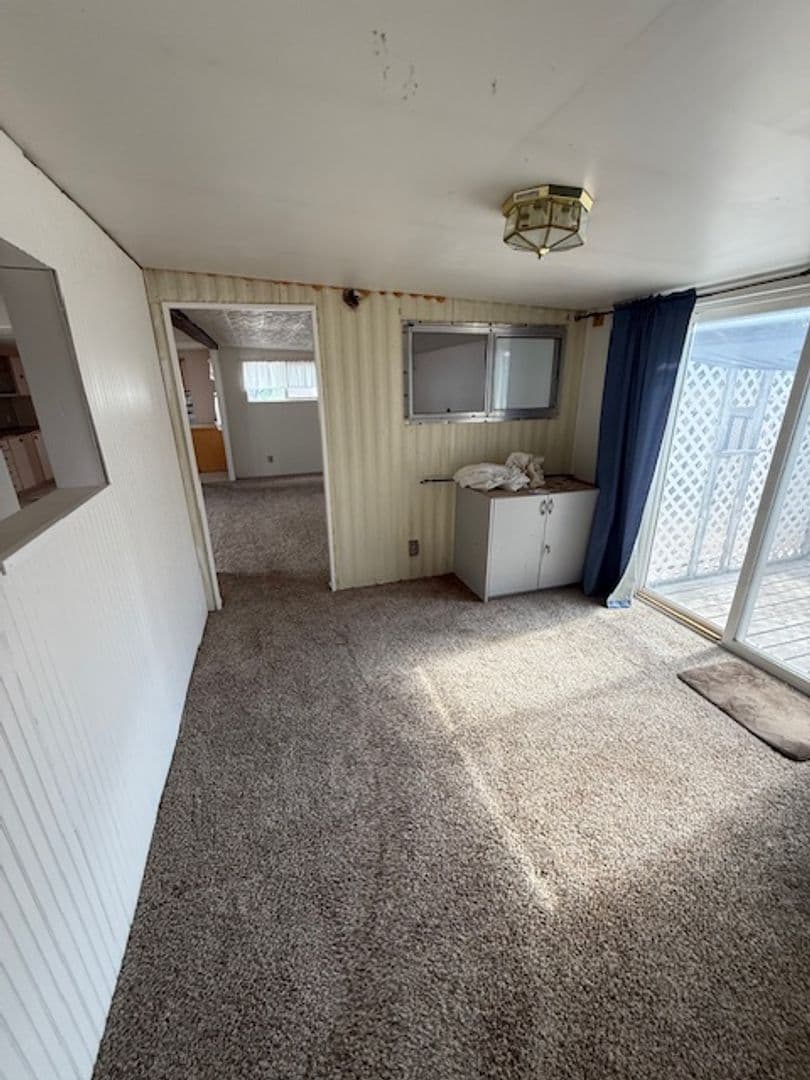 Elko House: 604 Bullion Road