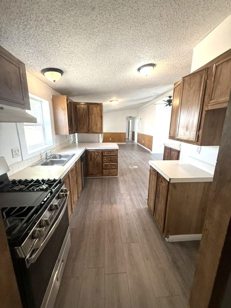 Spring Creek House: 365 Berry Creek Place