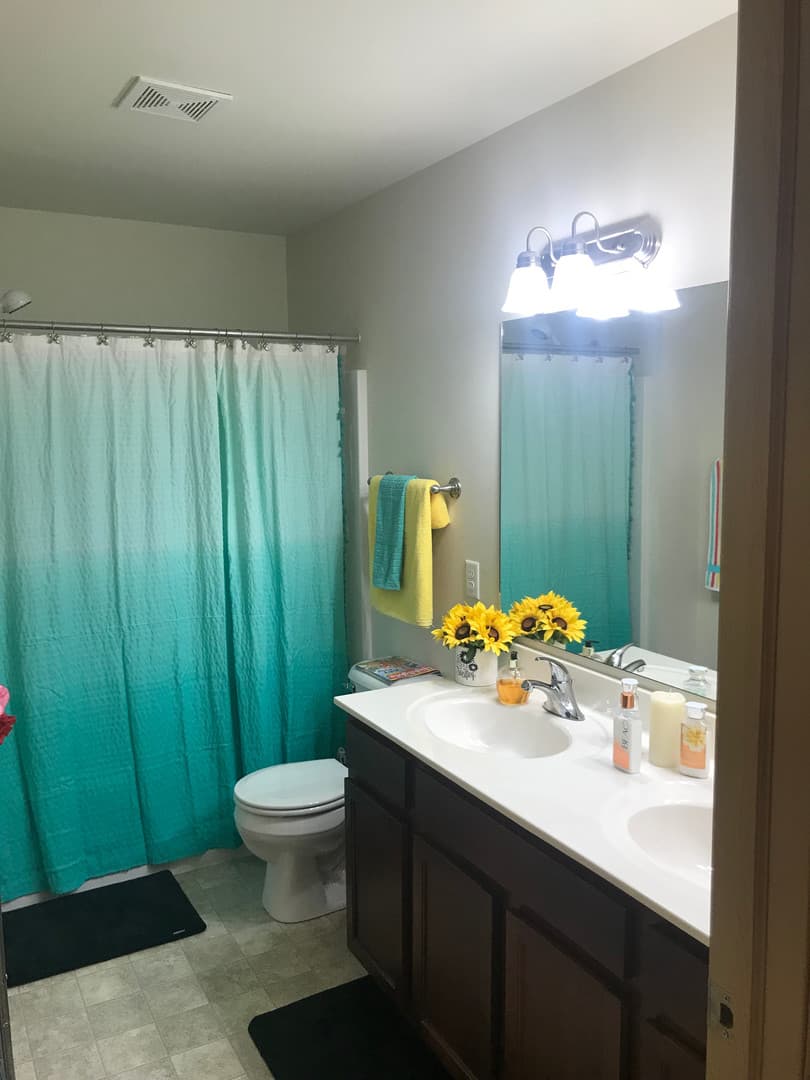Middleton Apartment: 2850-2852-2854 Pleasant View Rd