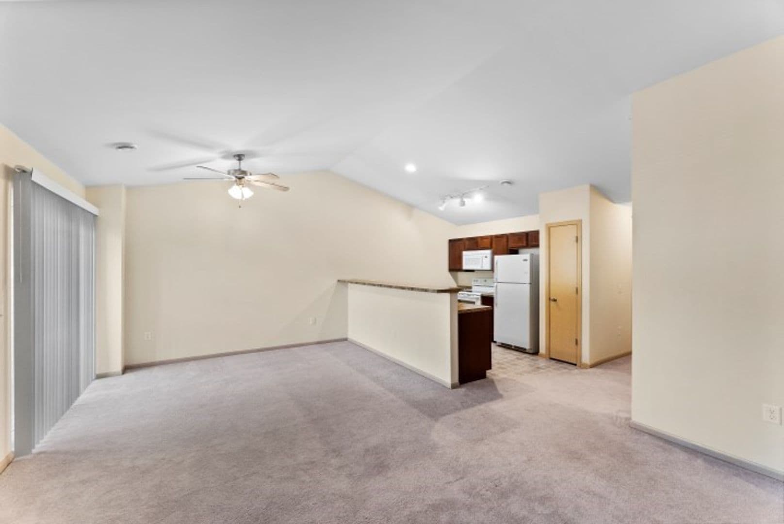 Middleton Apartment: 2862-2864-2866-2868 Pleasant View Rd