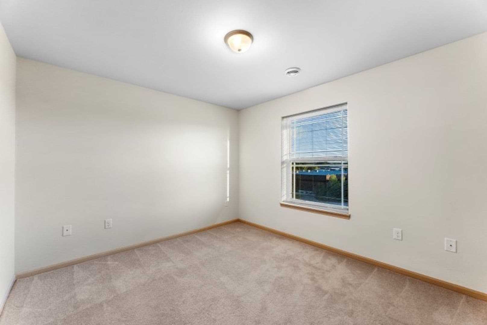 Middleton Apartment: 2862-2864-2866-2868 Pleasant View Rd