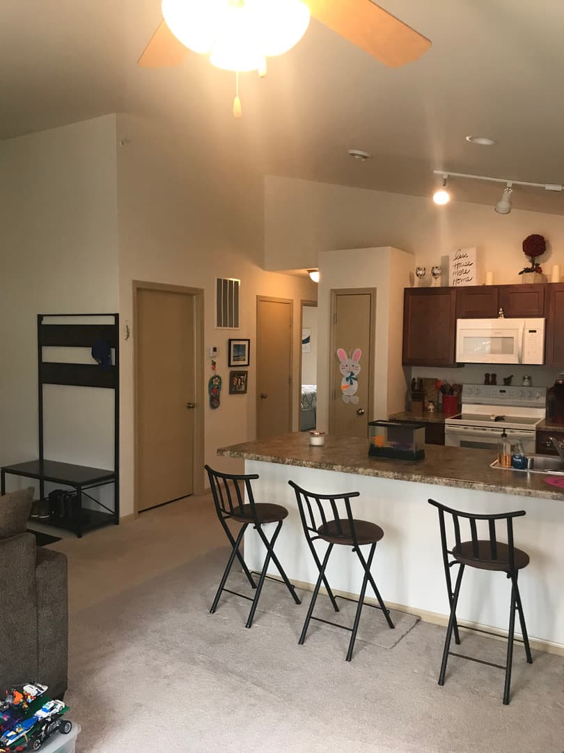 Middleton Apartment: 2850-2852-2854 Pleasant View Rd