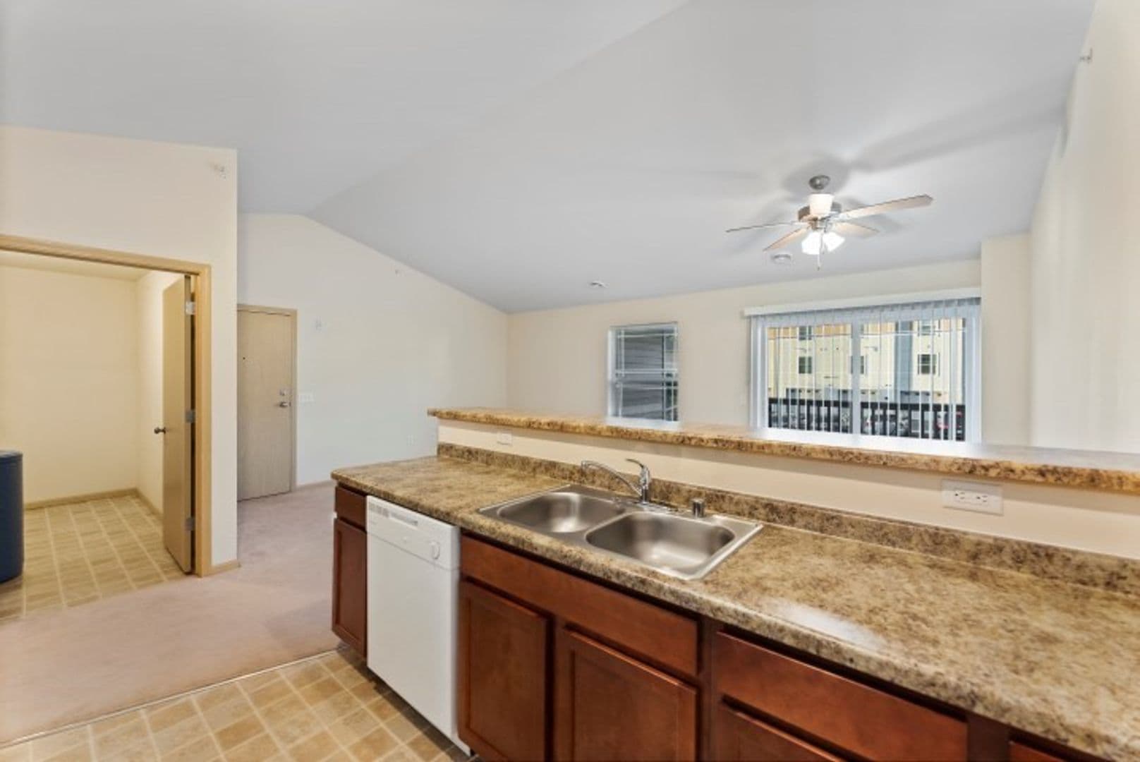Middleton Apartment: 2892-2894-2896-2898 Pleasant View Rd