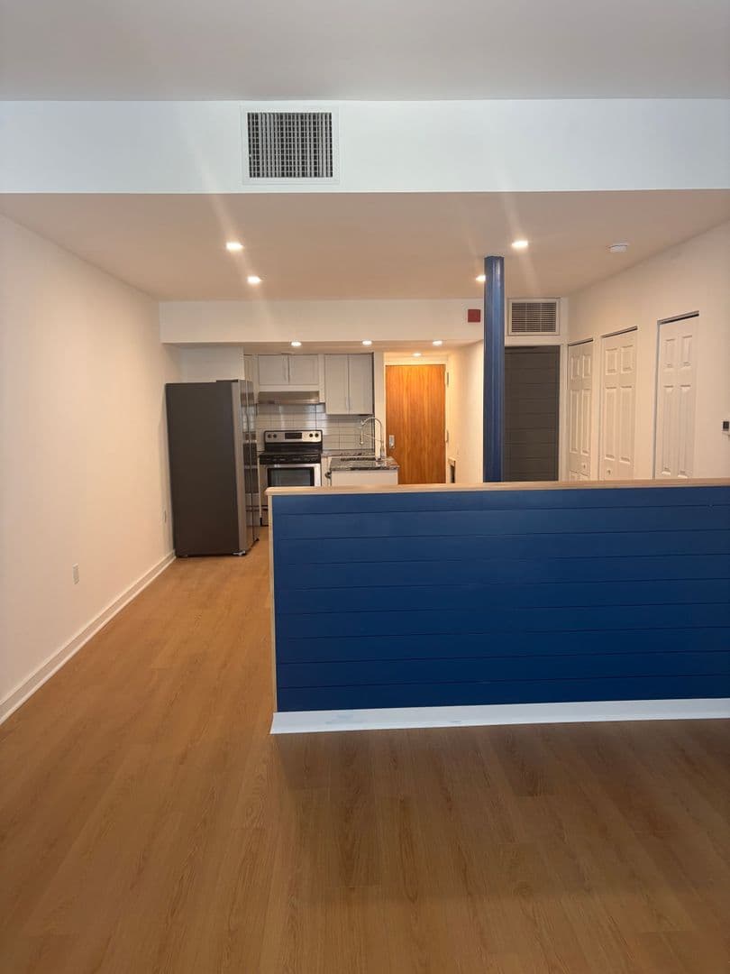 Philadelphia Apartment: 237 Chestnut Street - 1-302