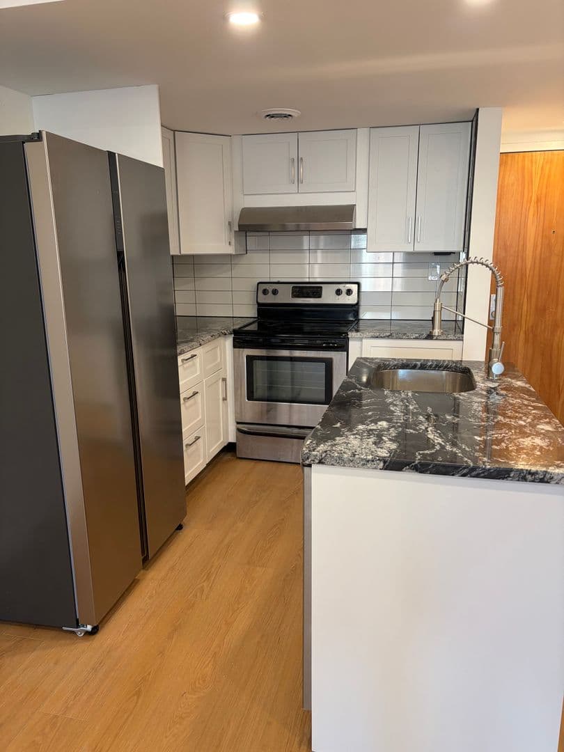 Philadelphia Apartment: 237 Chestnut Street - 1-302